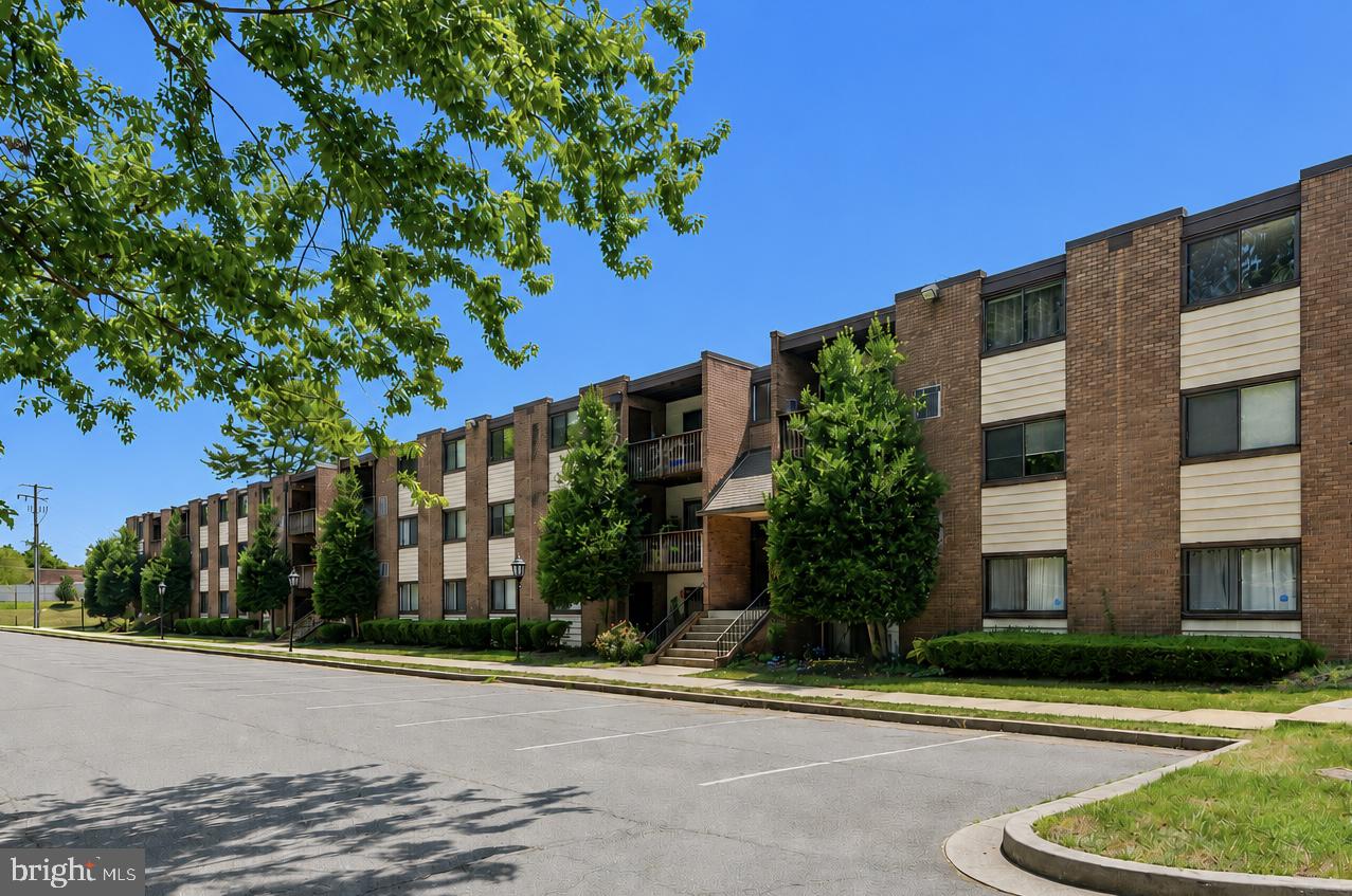 10725 West Dr #303 — photo
