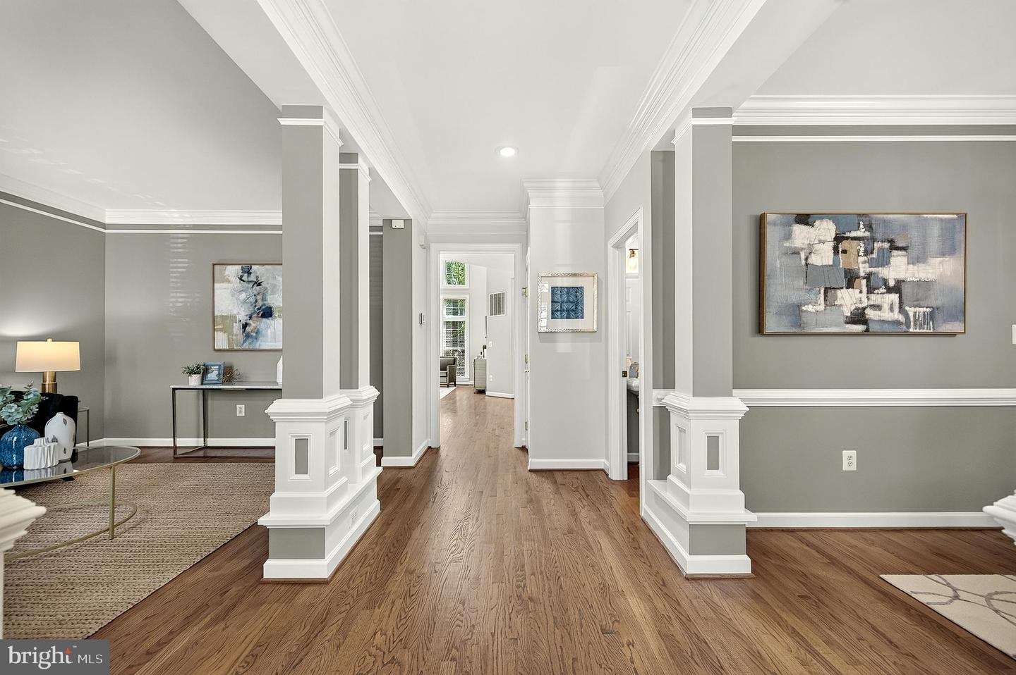 10103 Farr Oak Pl — photo