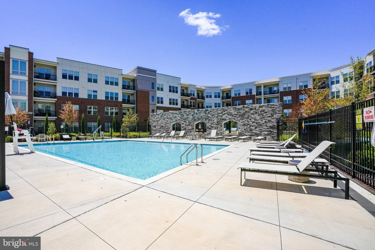 10755 Fairgrounds Dr #135 — photo