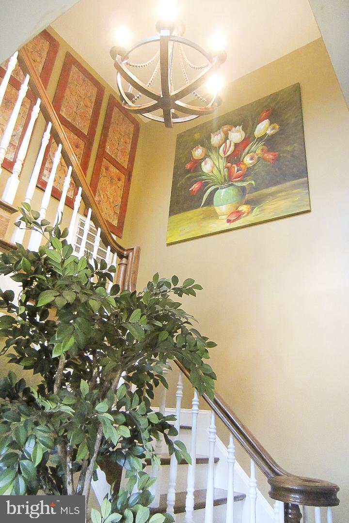 5024 Leeds Manor Rd — photo