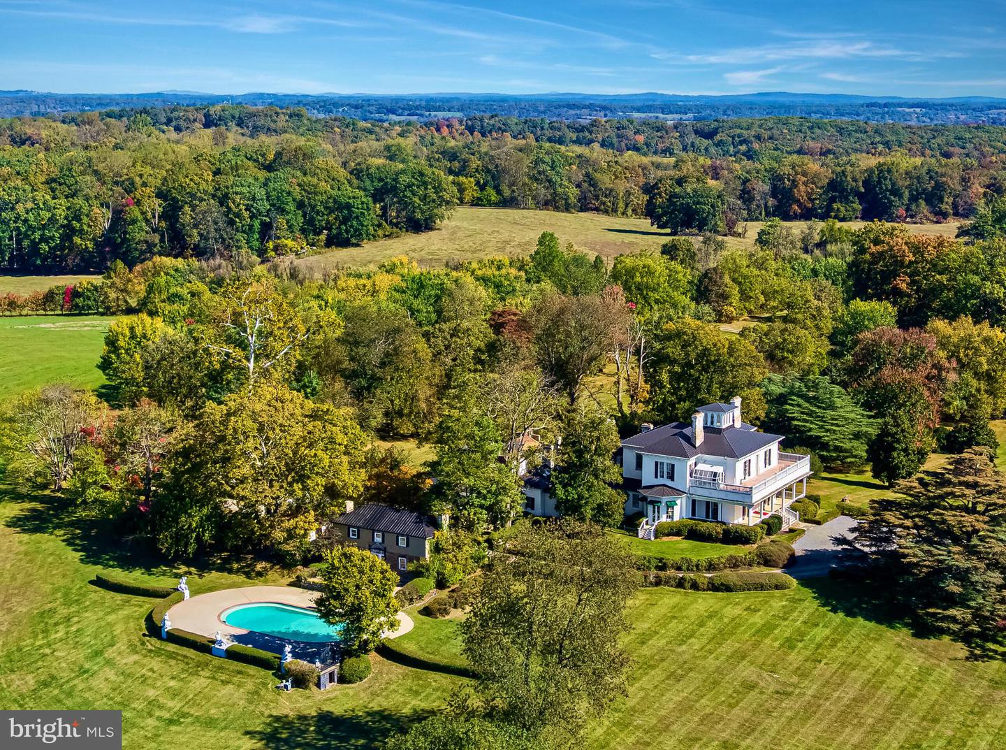 1610 Delaplane Grade Rd — photo