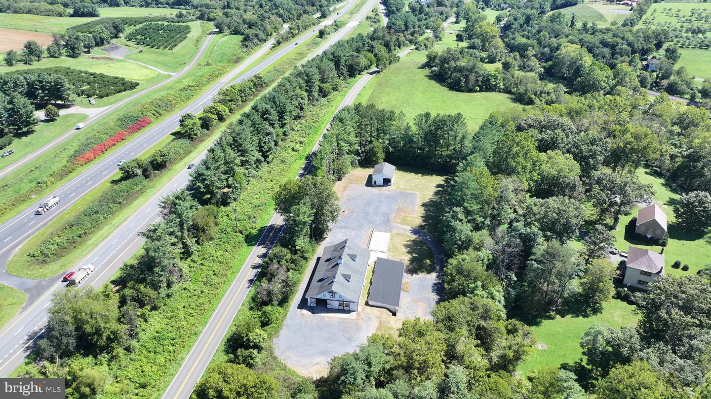 12055 John Marshall Hwy — photo