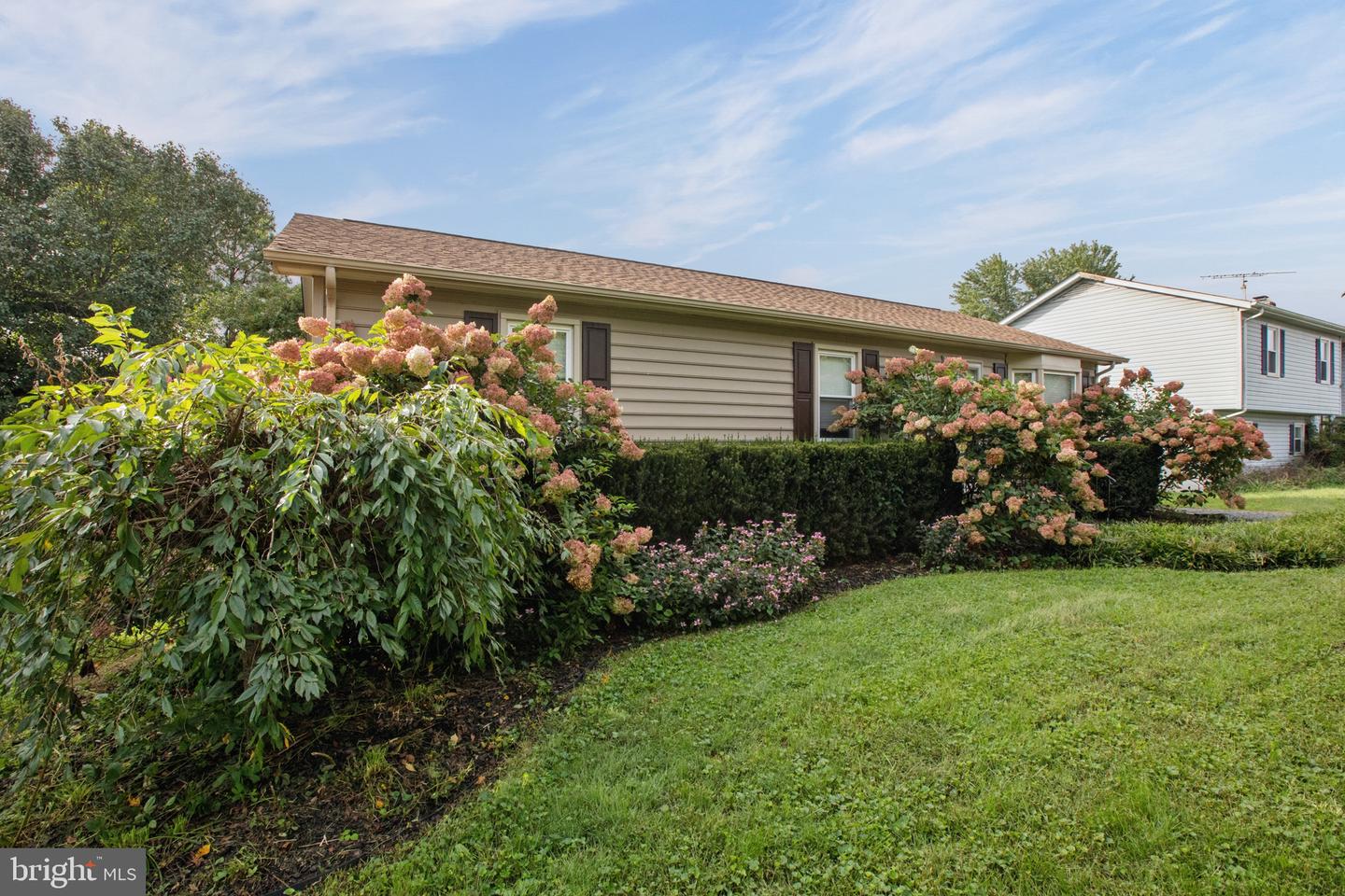 6723 Huntland Dr — photo