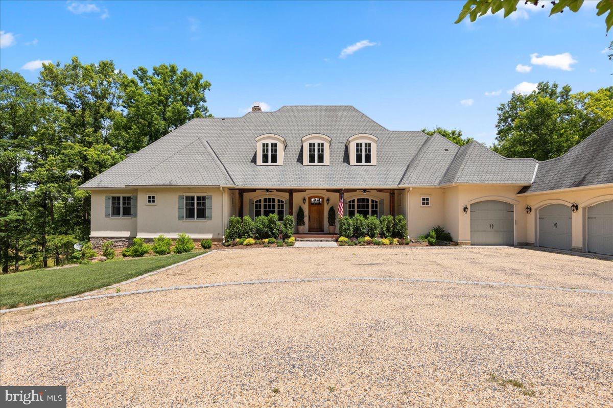 6483 Cheshire Ln — photo