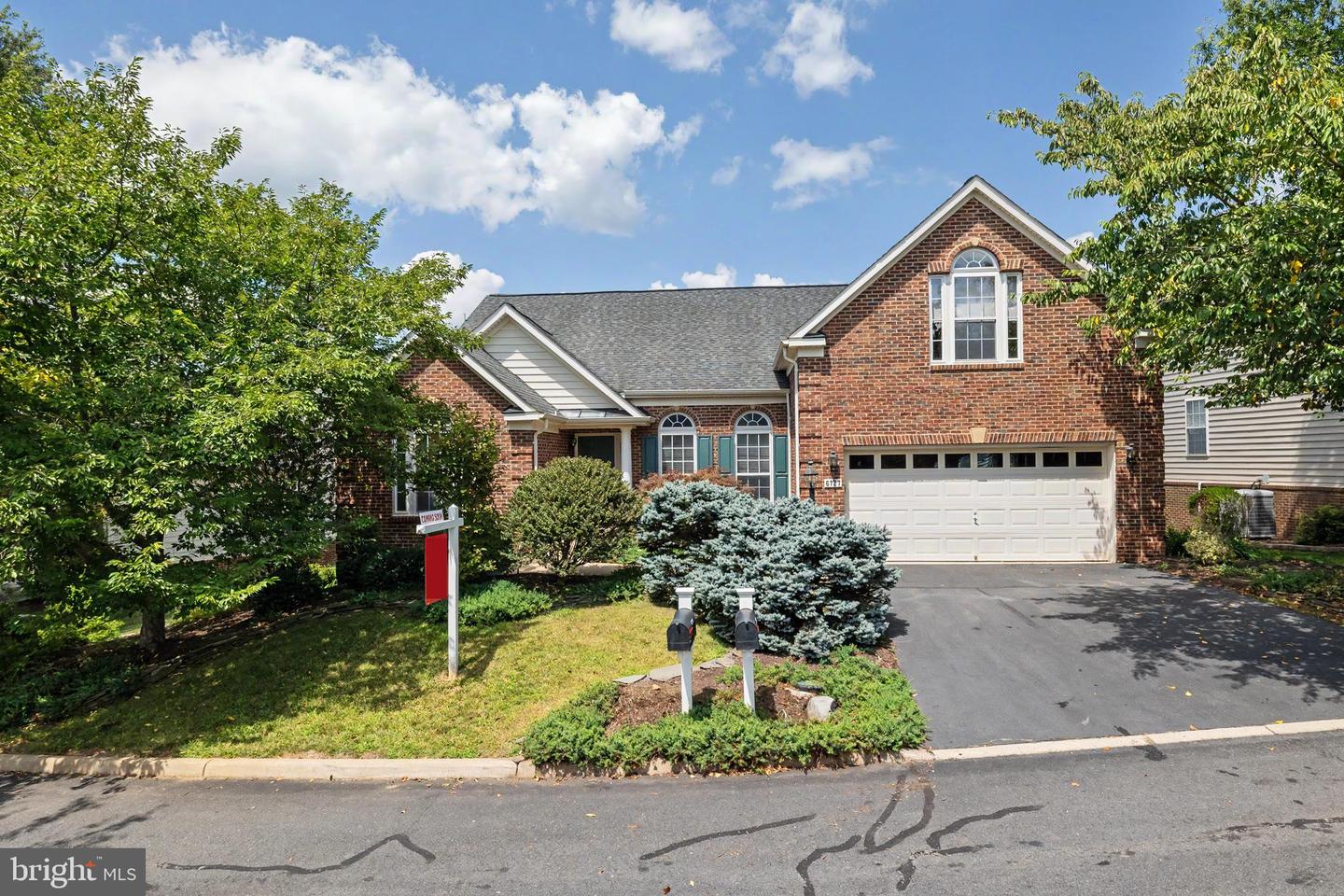 6727 Holly Farm Ln — photo