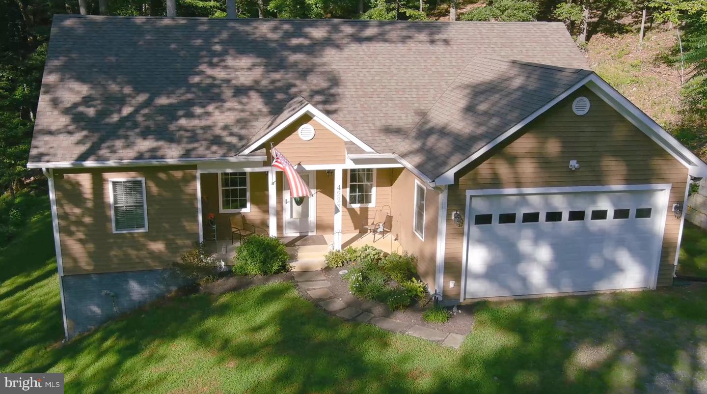 4523 Highpoint Ln — photo