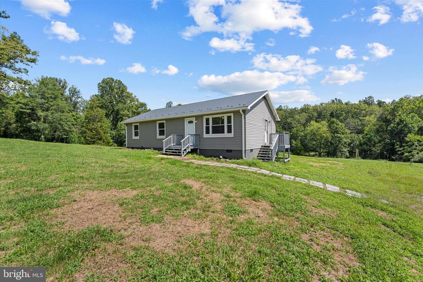9359 Paradise Rd — photo