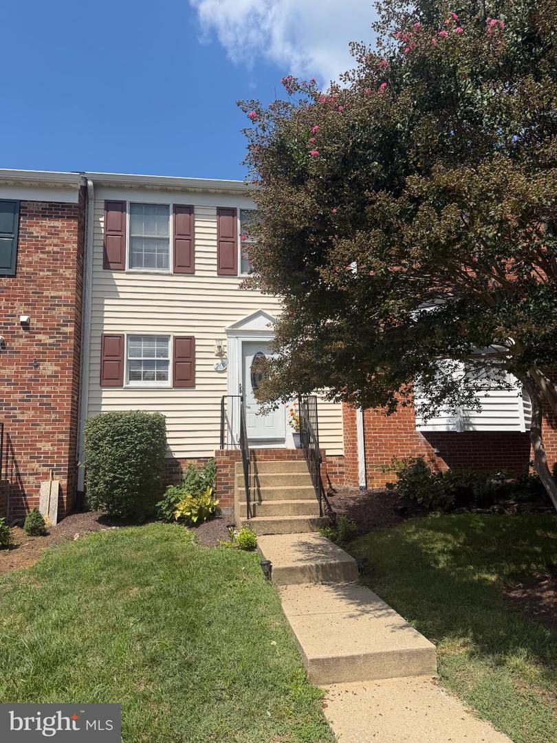265 Fairfield Dr — photo