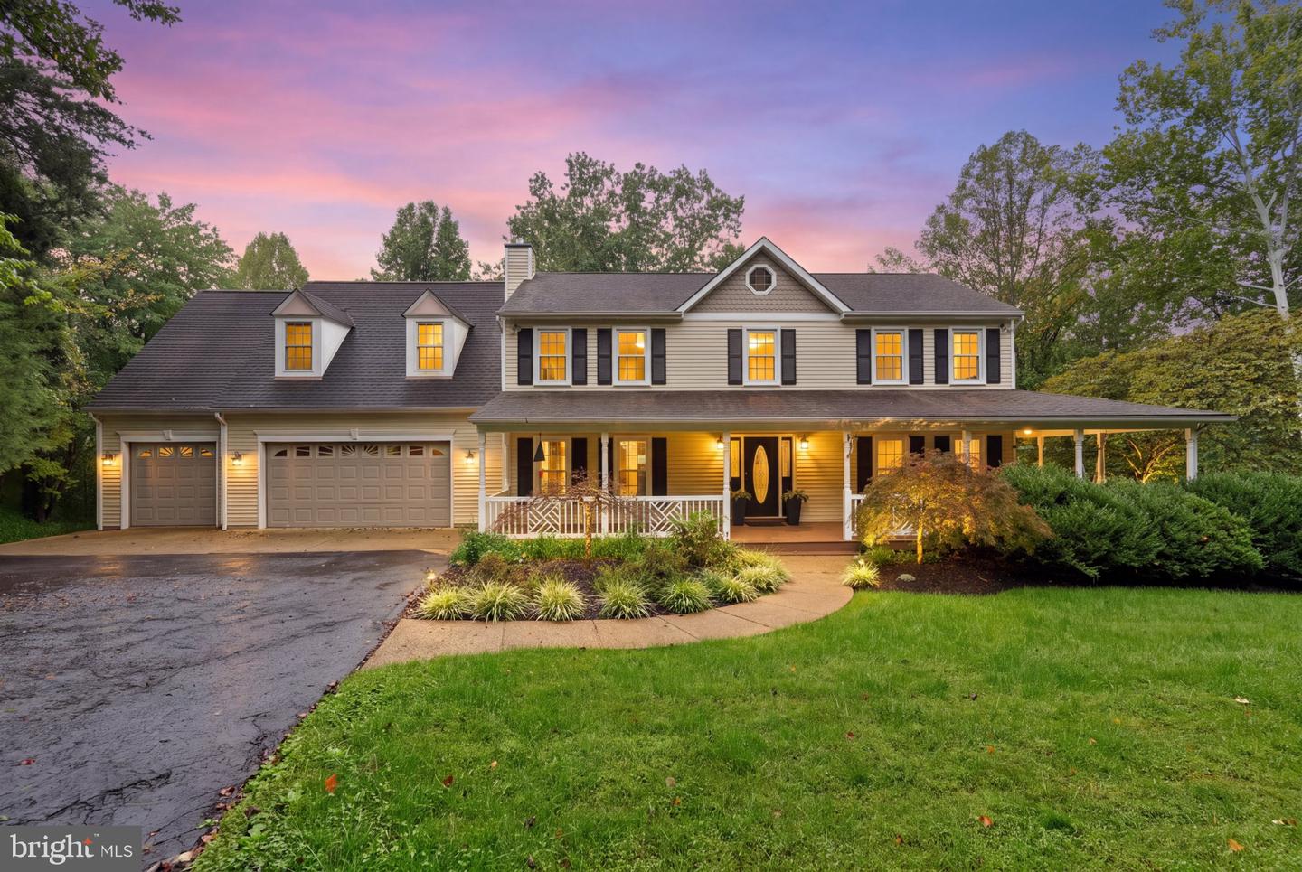7154 Chesterfield Dr — photo
