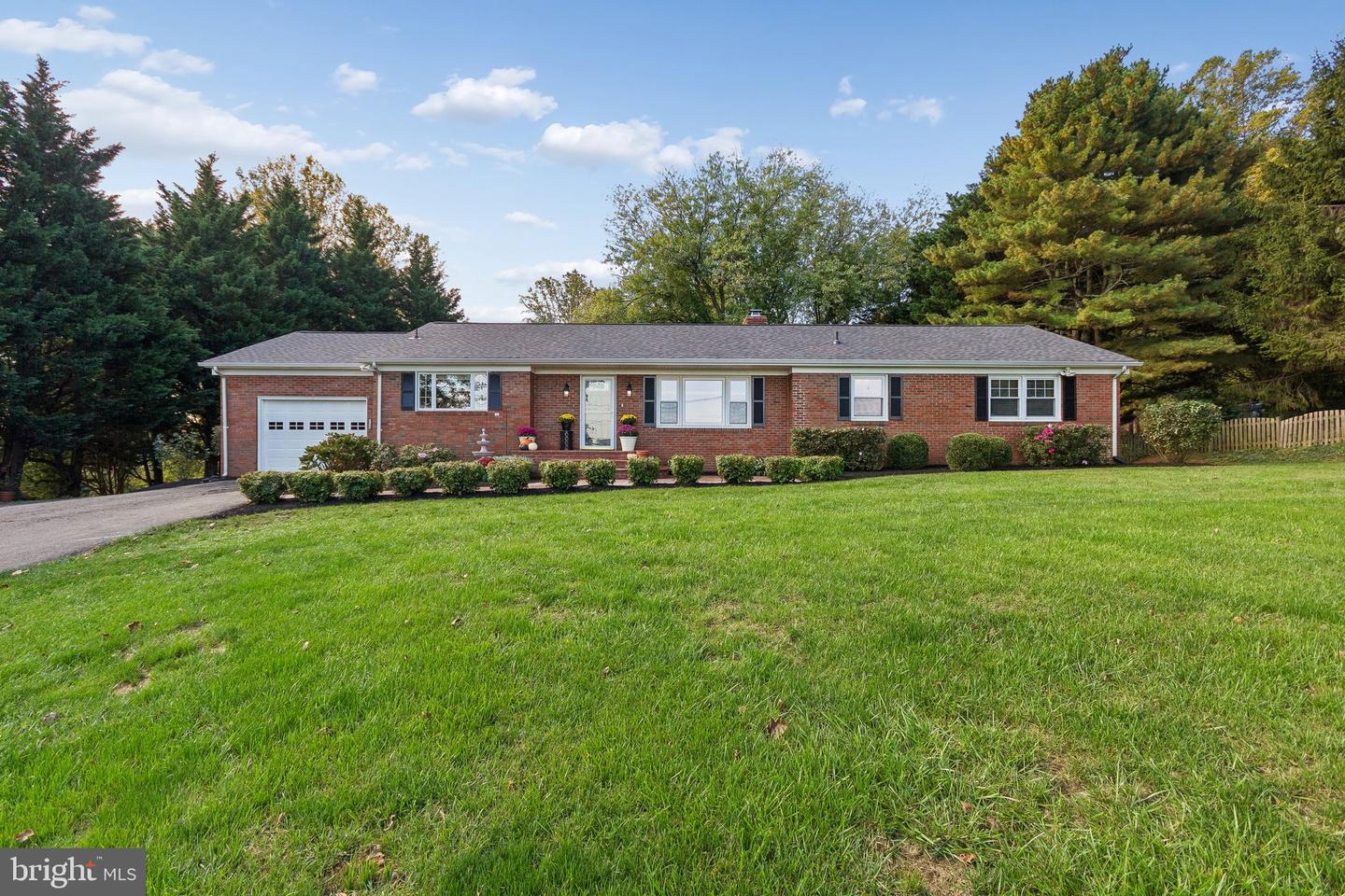7441 Bear Wallow Rd — photo