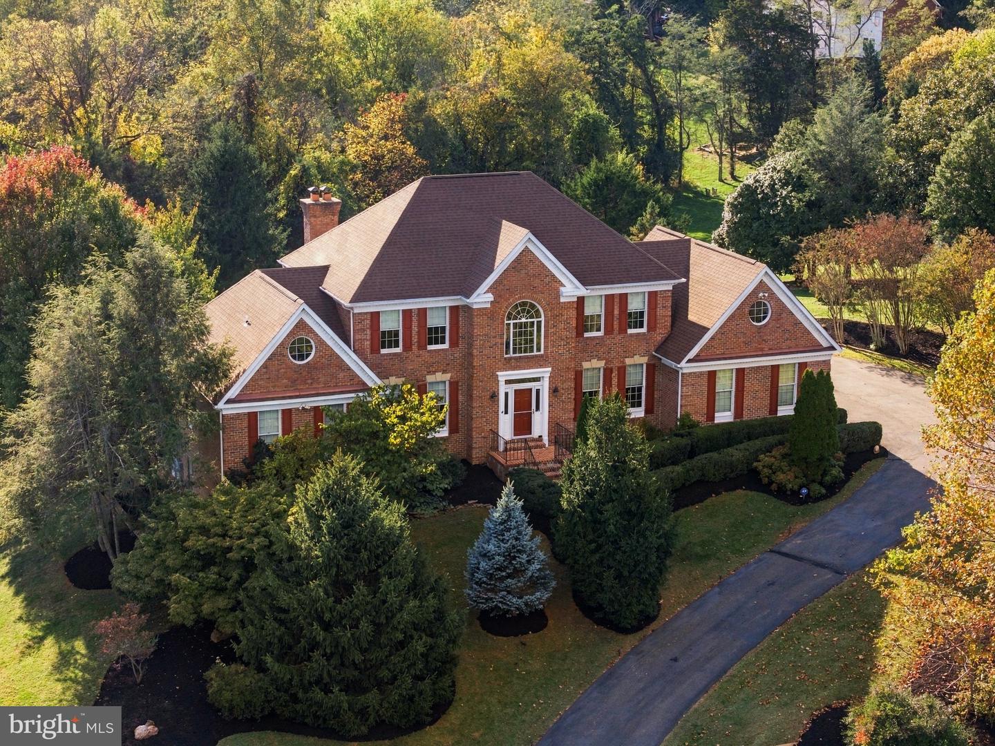 7835 Wellington Dr — photo