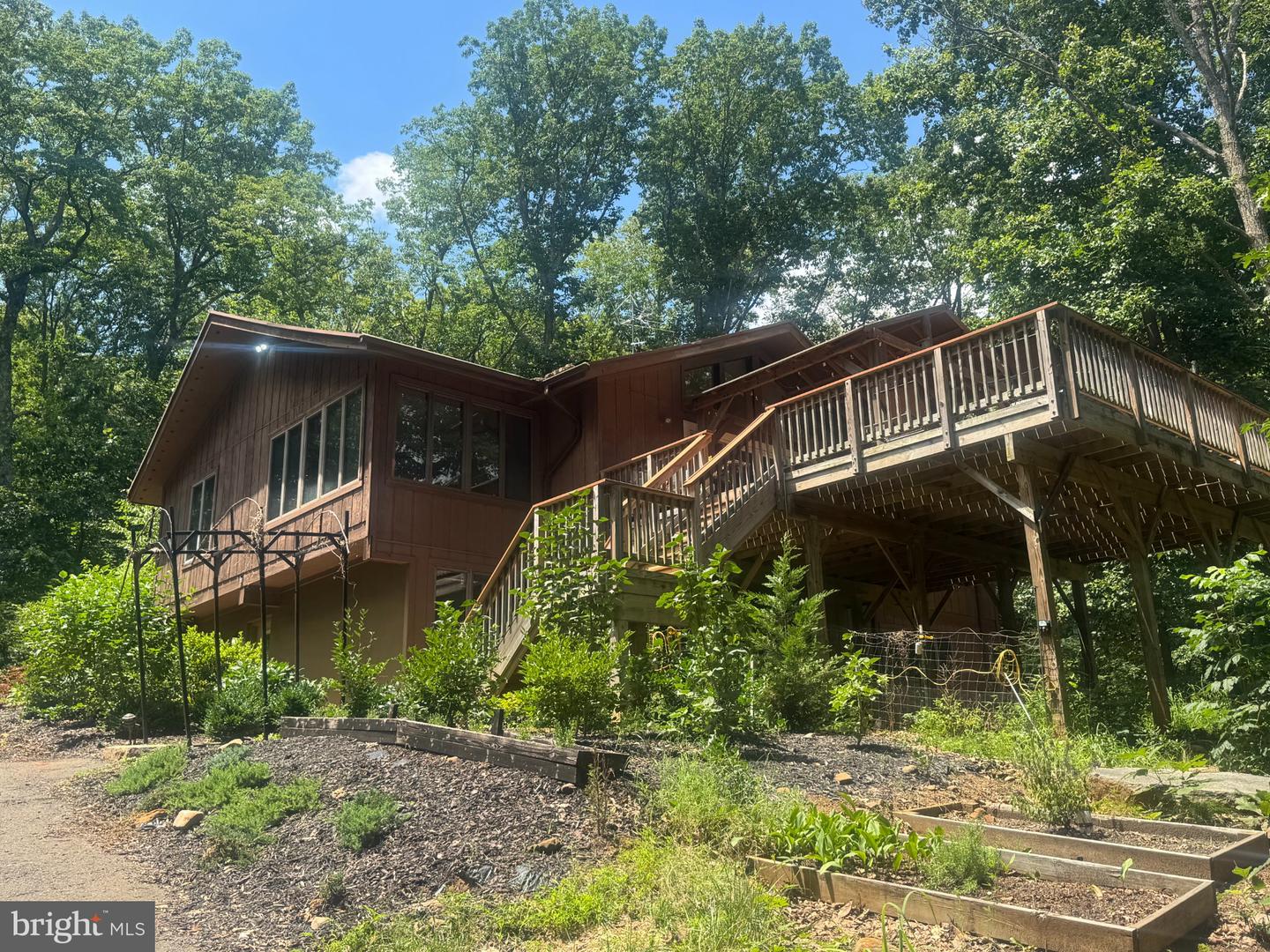 5138 Laurel Ln — photo