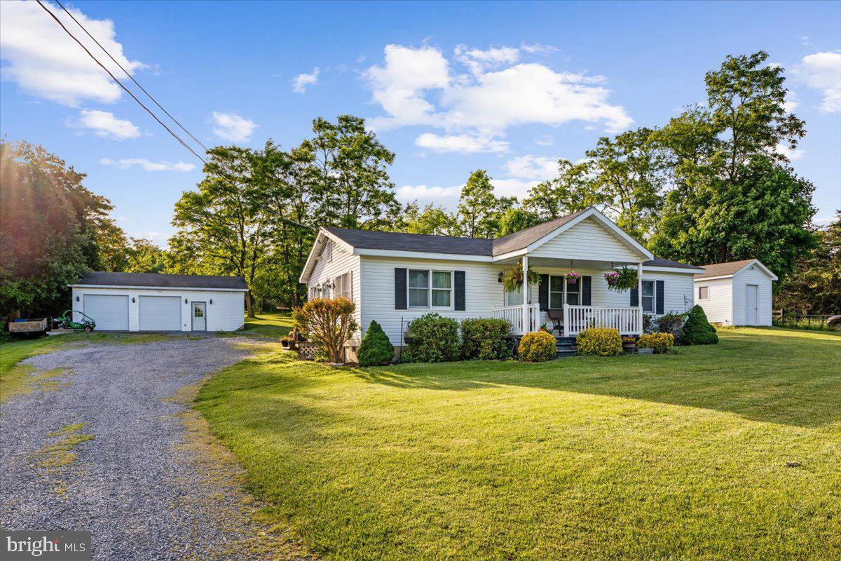 709 Dicks Hollow Rd — photo