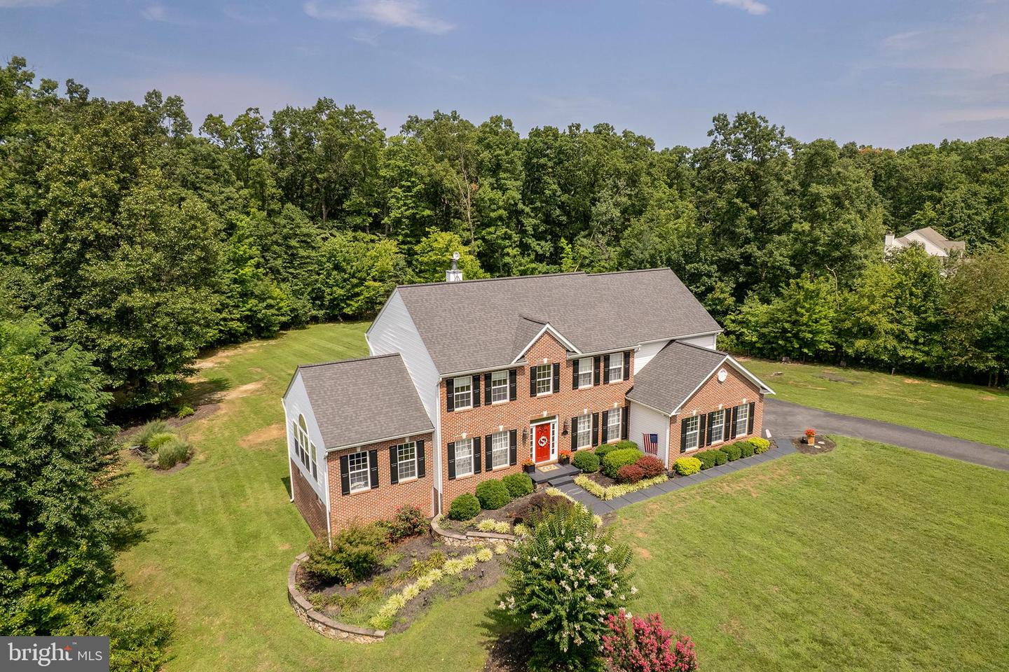 175 Shields Dr — photo