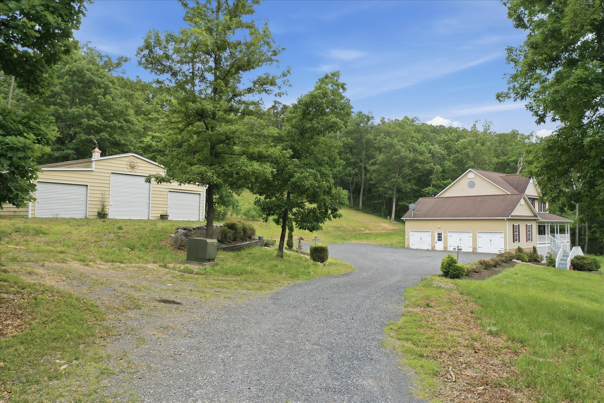 117 Glen Ridge Rd — photo