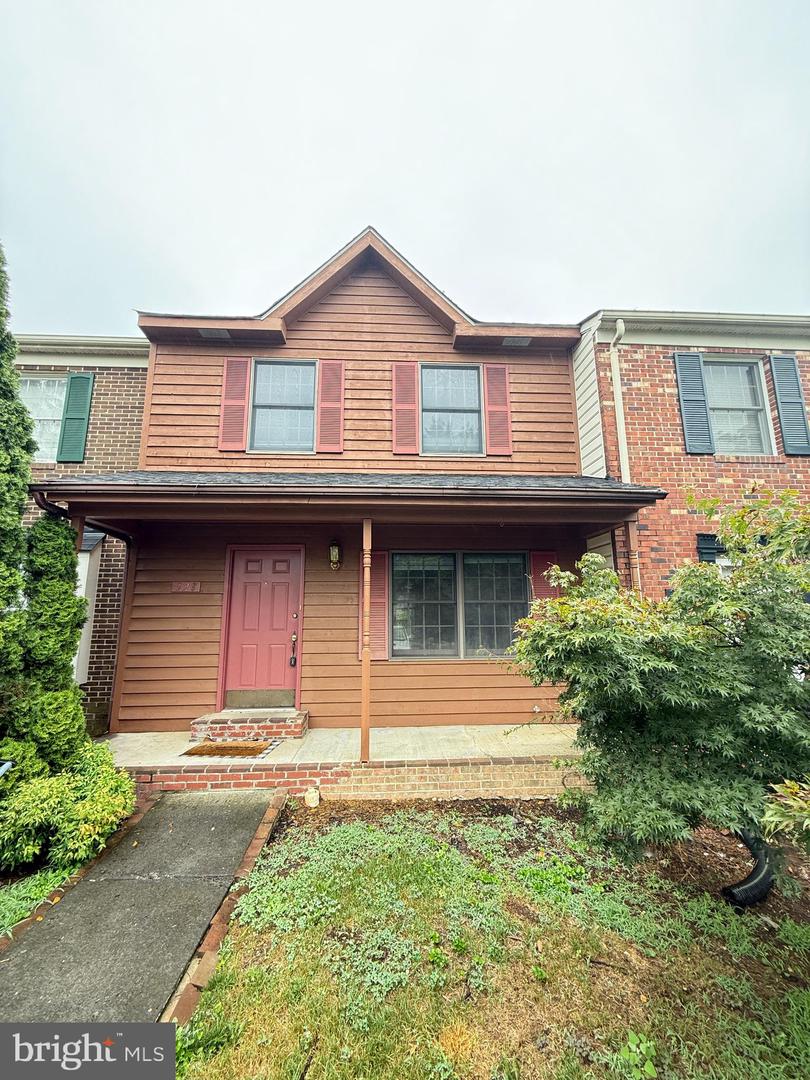 328 Tudor Dr — photo