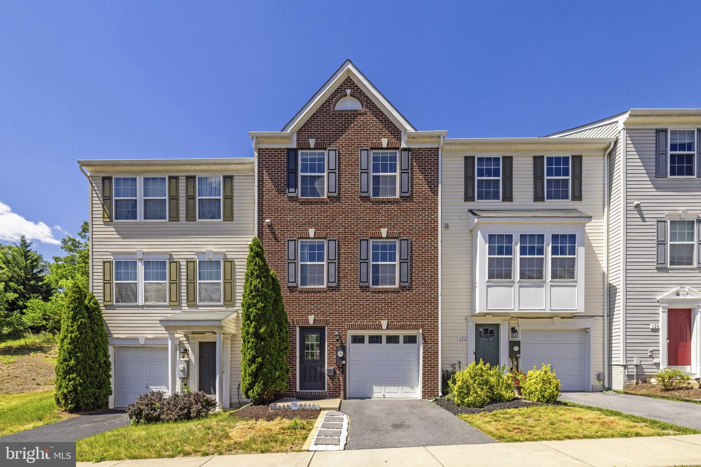 124 Worsham Ter — photo