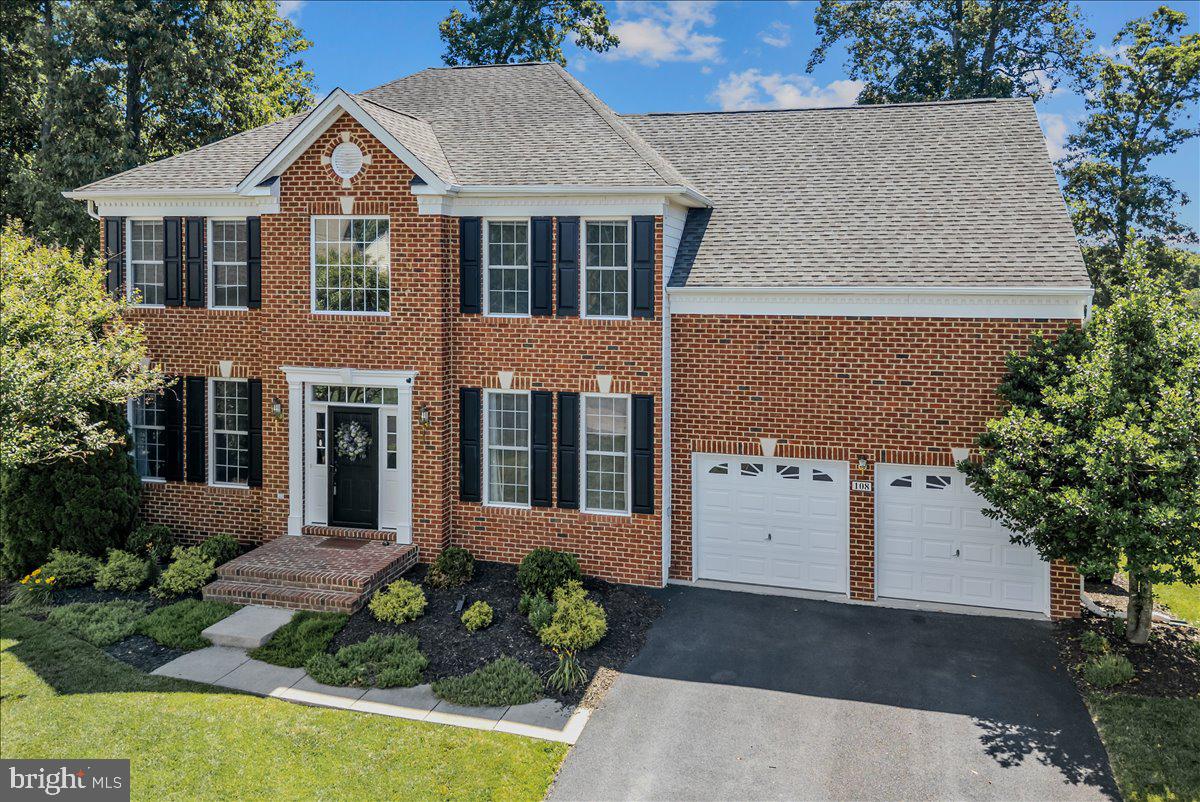 108 Norfolk Ct — photo