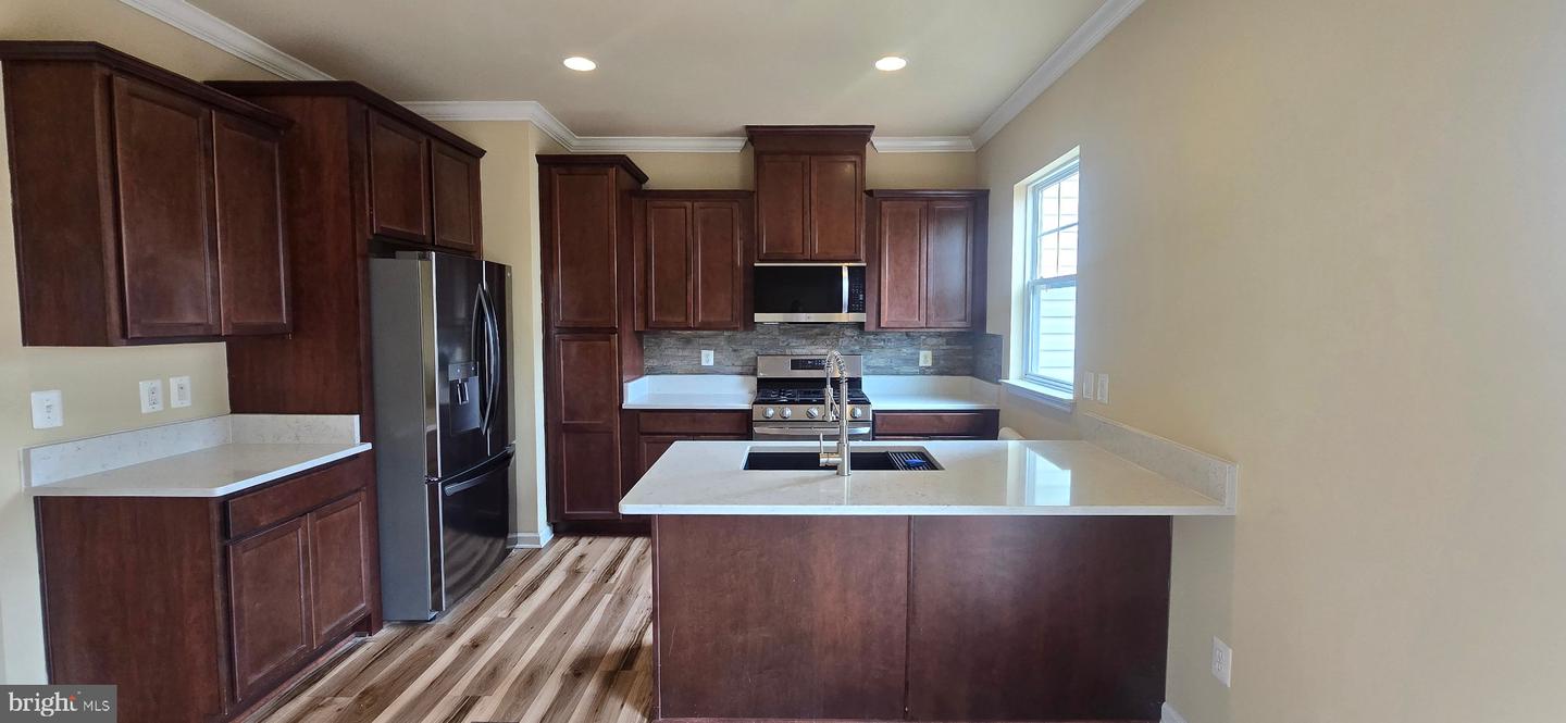 103 Argyle Ct — photo