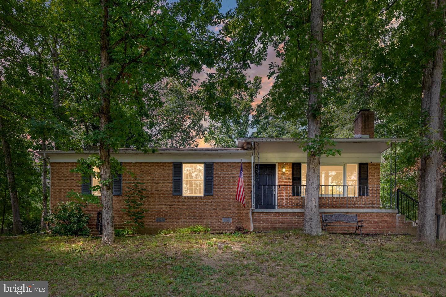 113 Lakewood Dr — photo