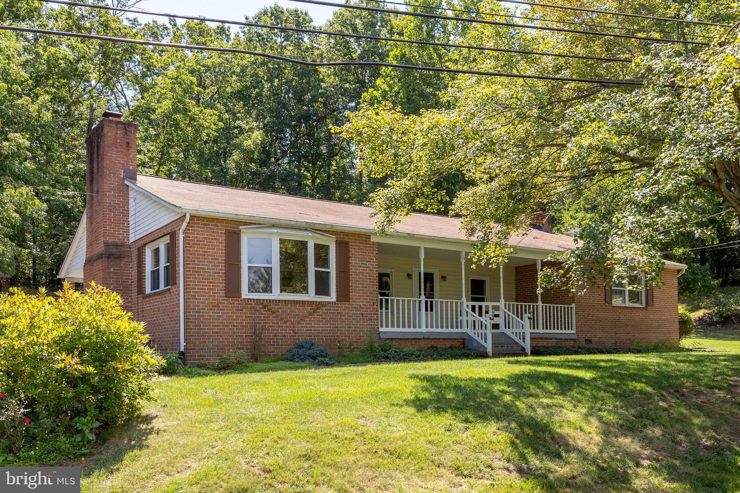 820 Cedar Grove Rd — photo
