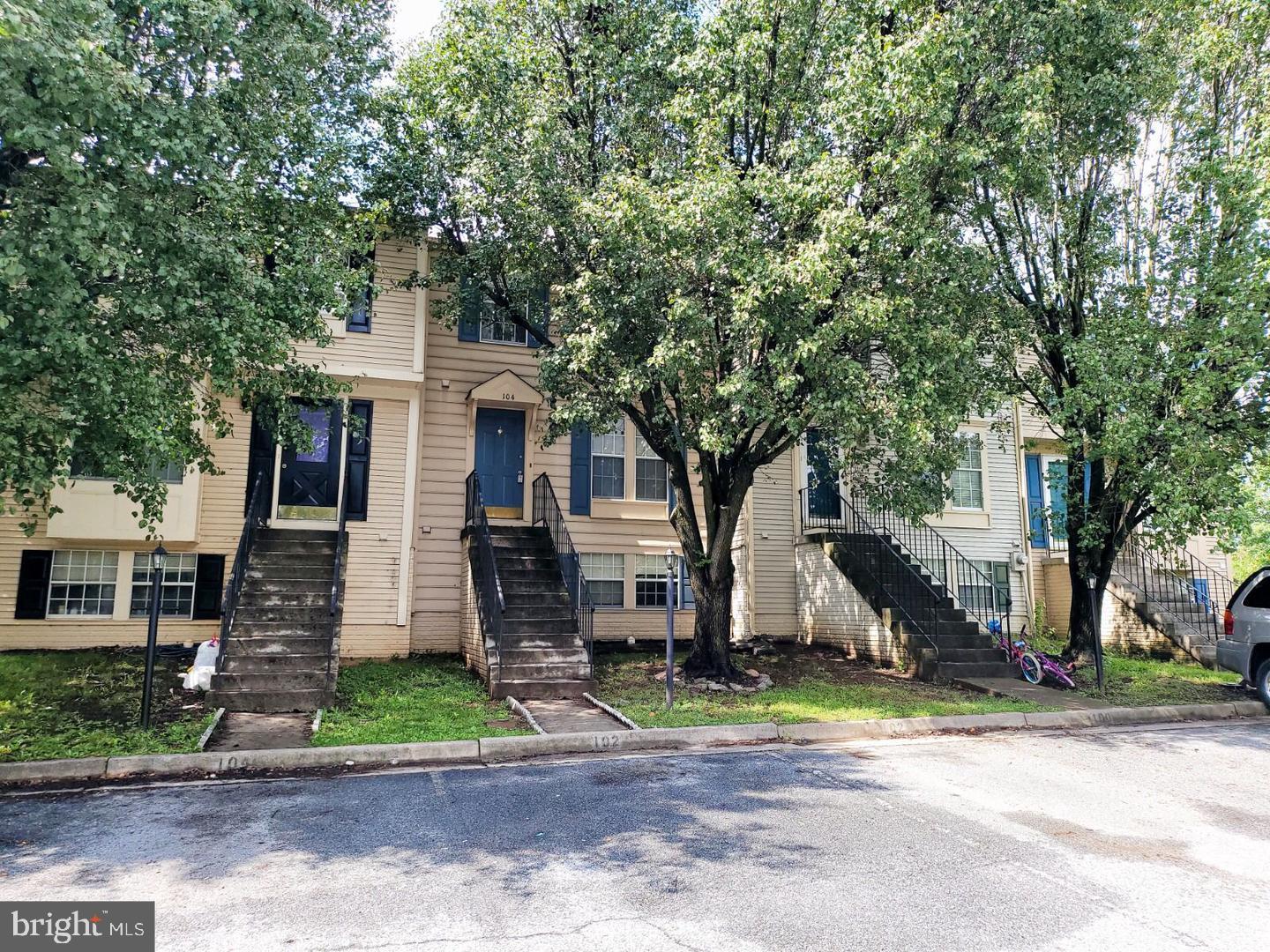 104 Township Ct — photo