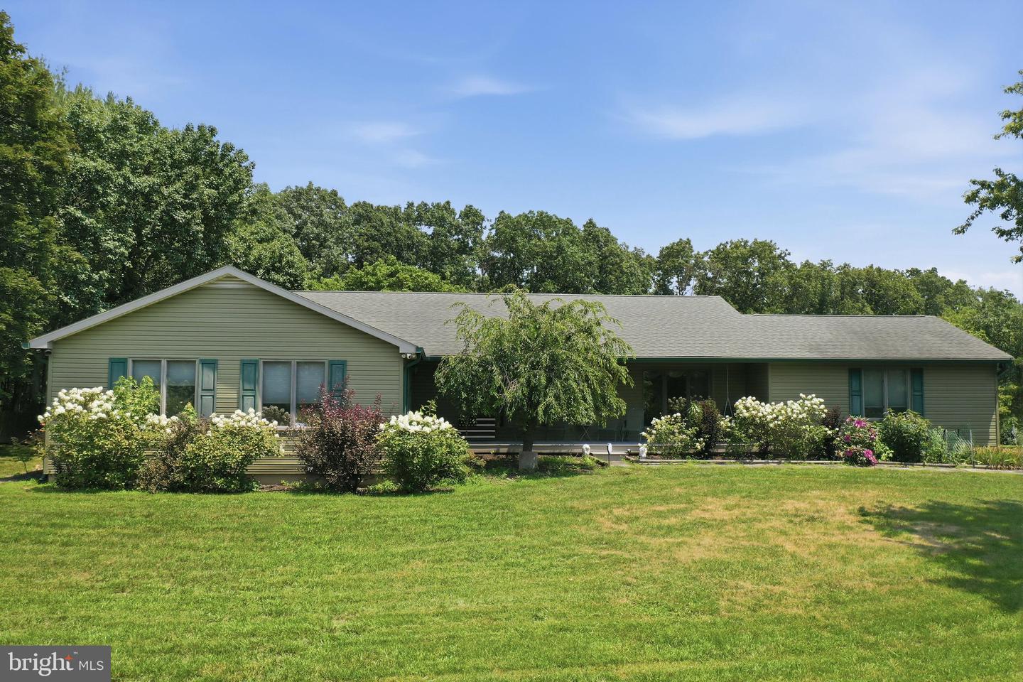 414 Devils Backbone Olook, Stephenson, VA 22656 — photo 3