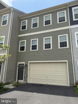 240 Parkland Dr — photo