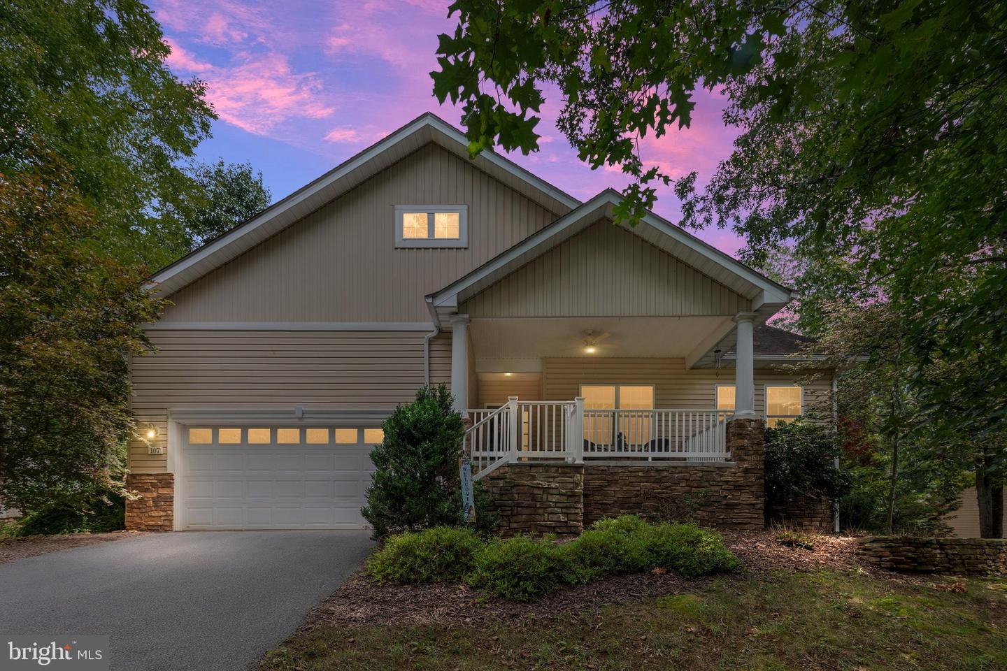 107 Sunset Cir — photo