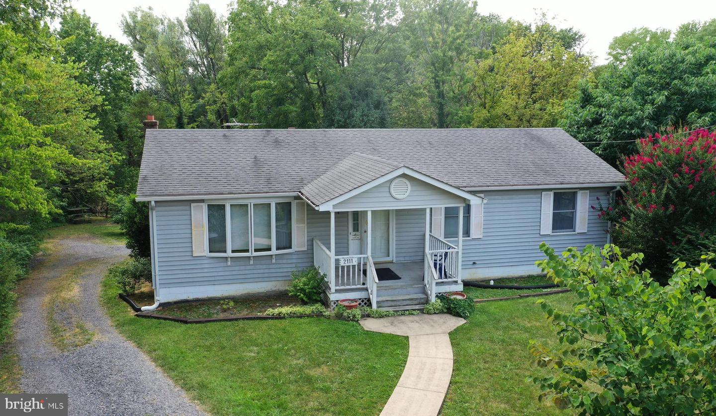 2111 Shawn Dr — photo