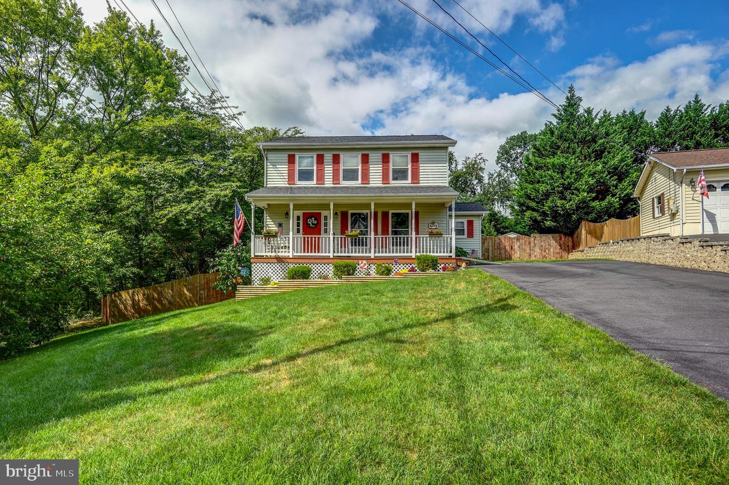 116 Cloverdale Ct — photo