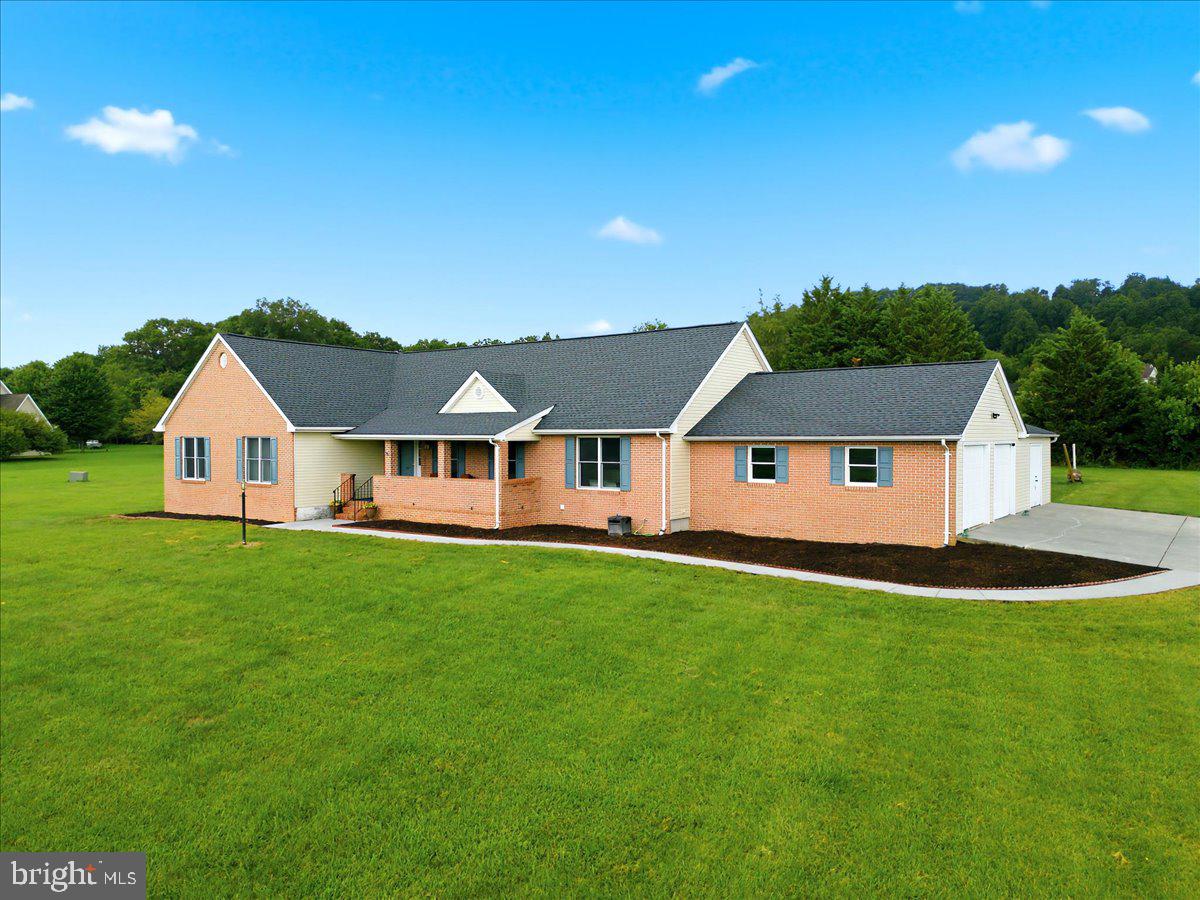 217 Ashland Dr — photo