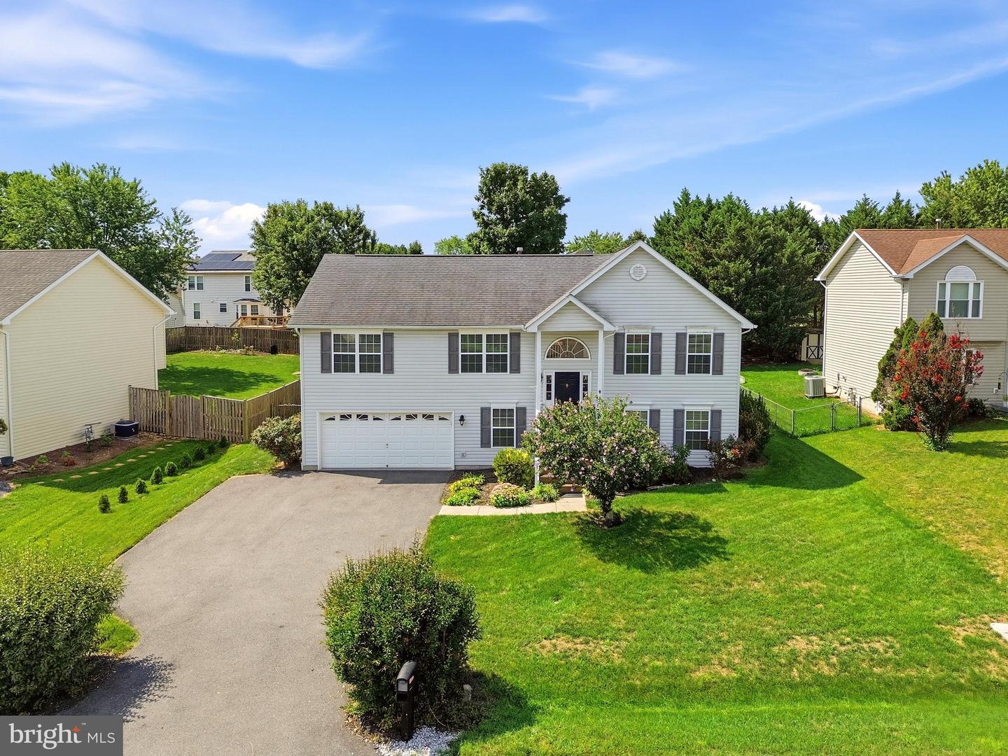 123 Fairfax Dr — photo