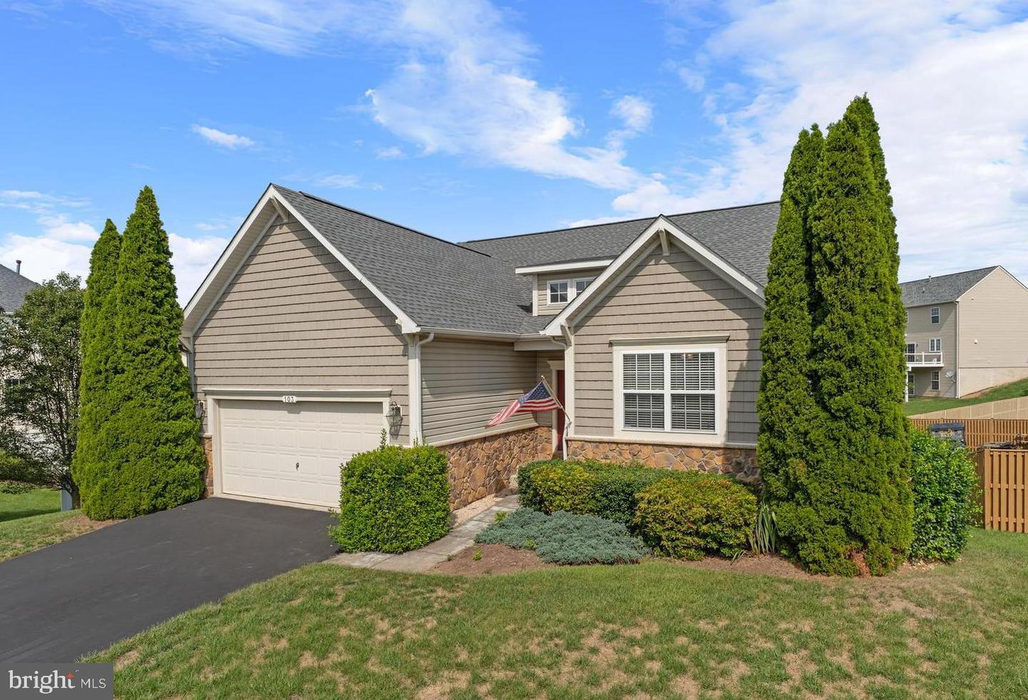 103 Ivy Hill Ct — photo
