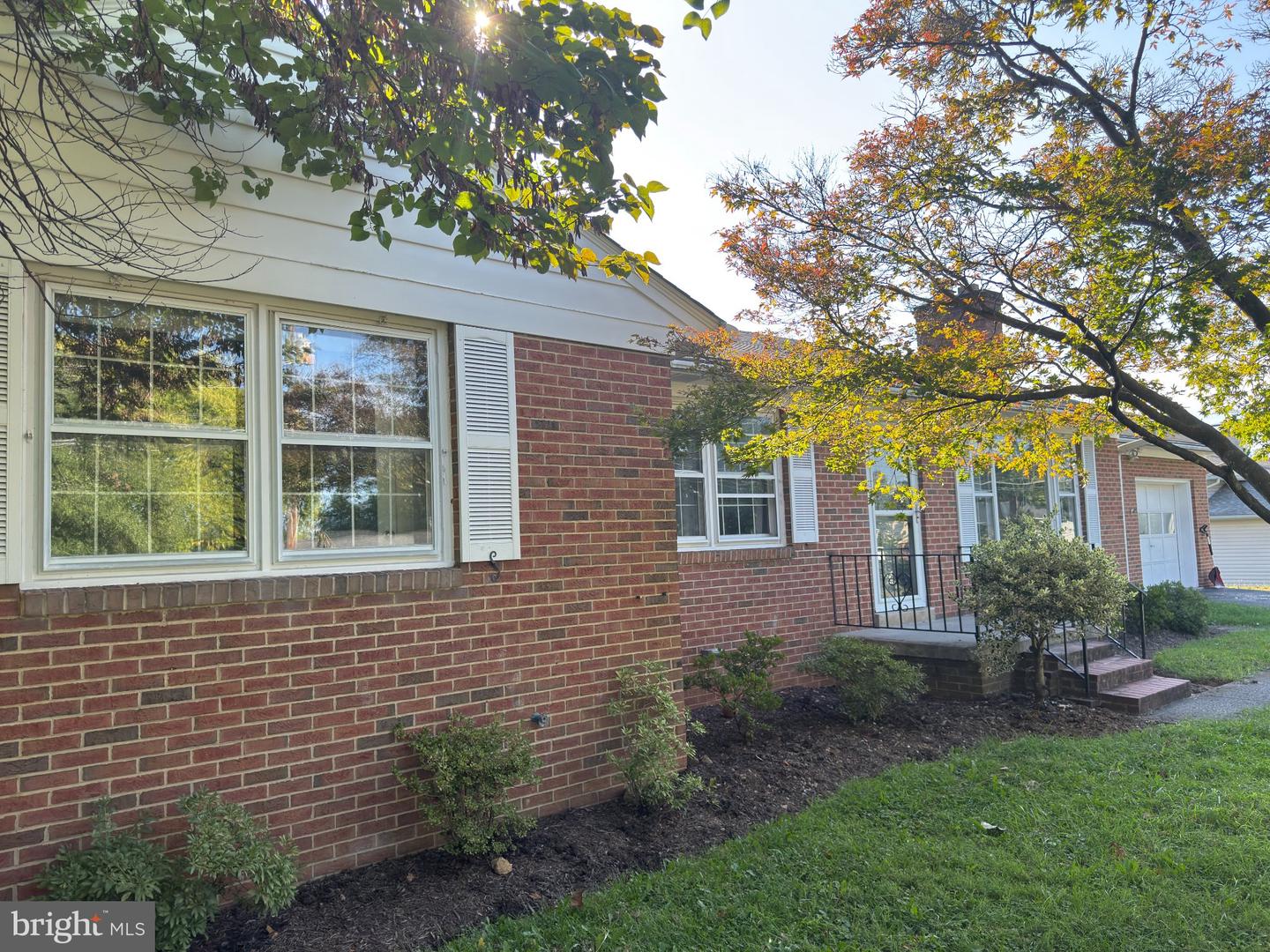 131 Country Club Cir — photo