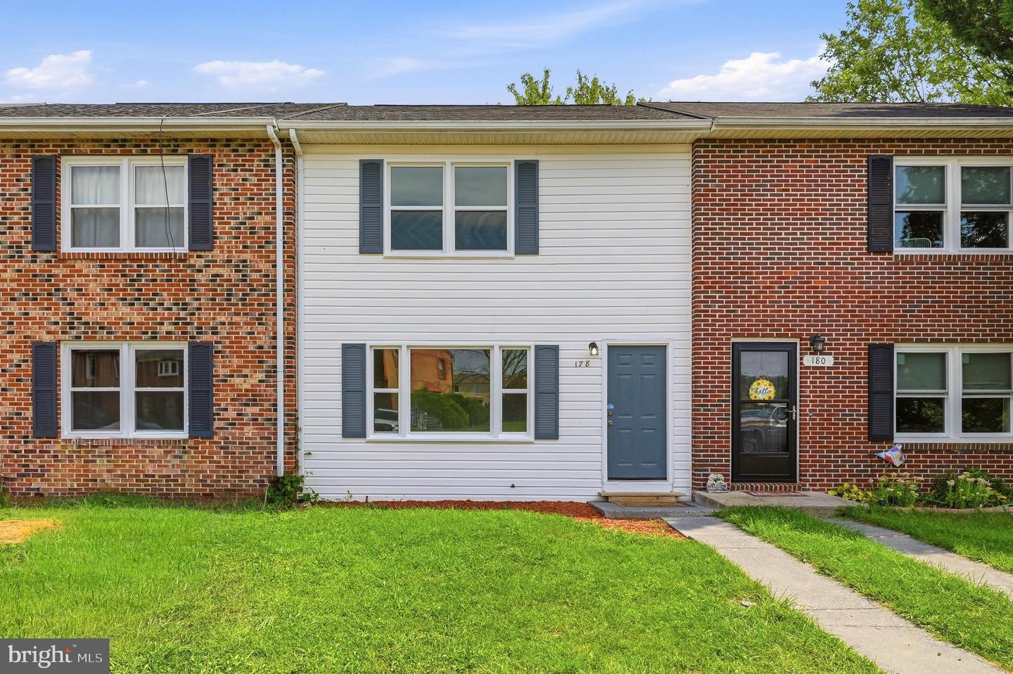 178 Hackberry Dr — photo