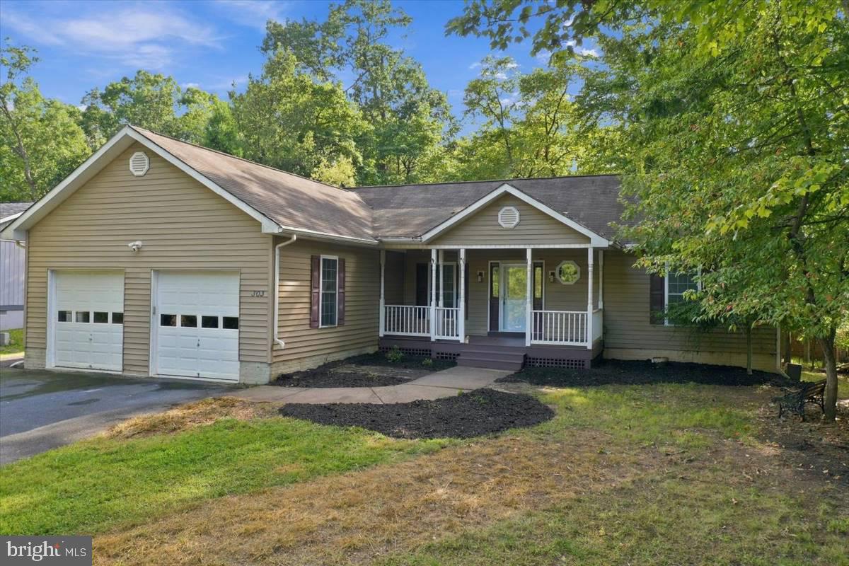 303 Overlook Dr — photo
