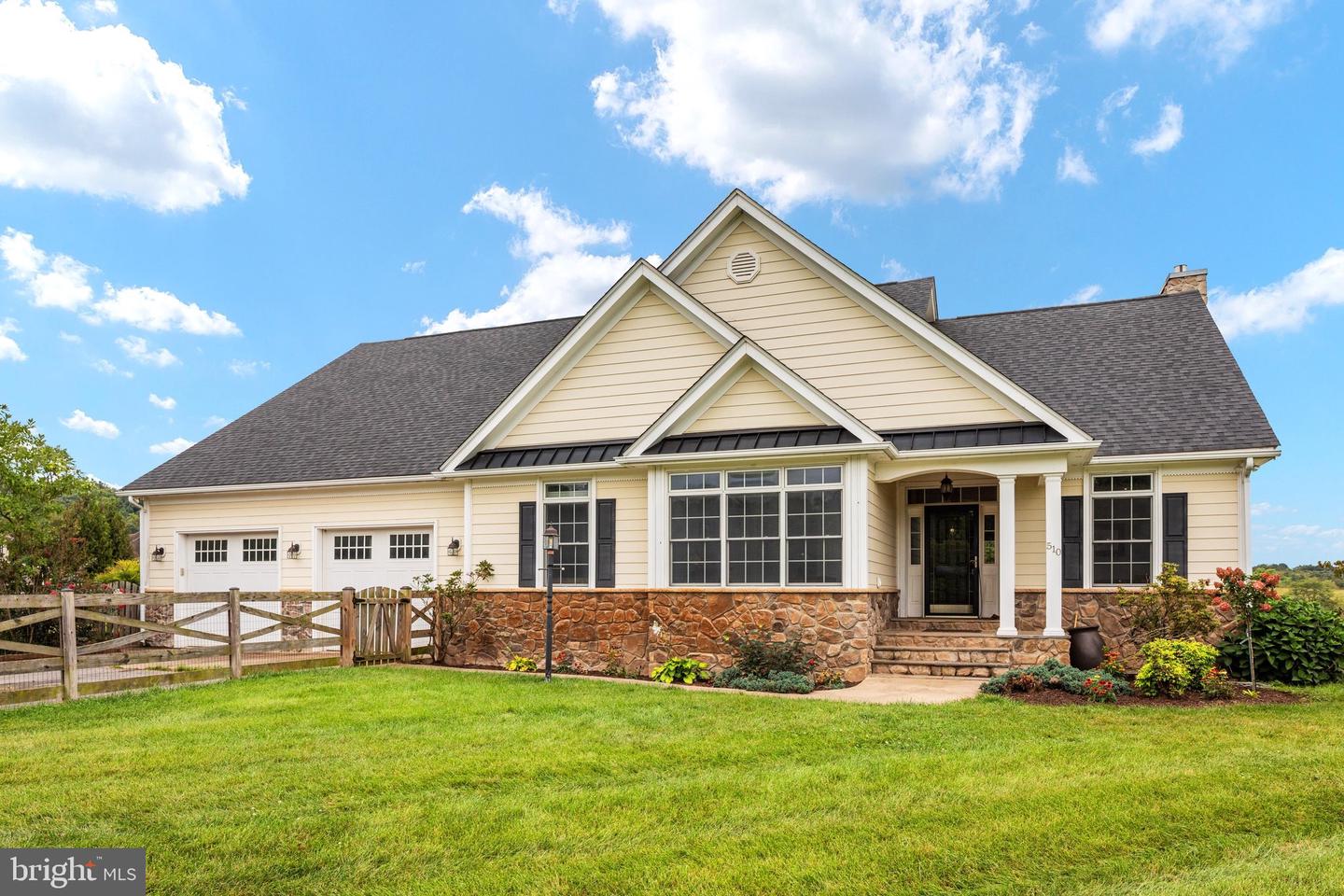 510 Harry Hiett Ln — photo