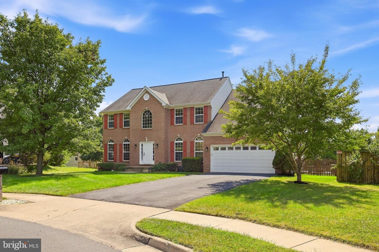 104 Yarrow Ct — photo