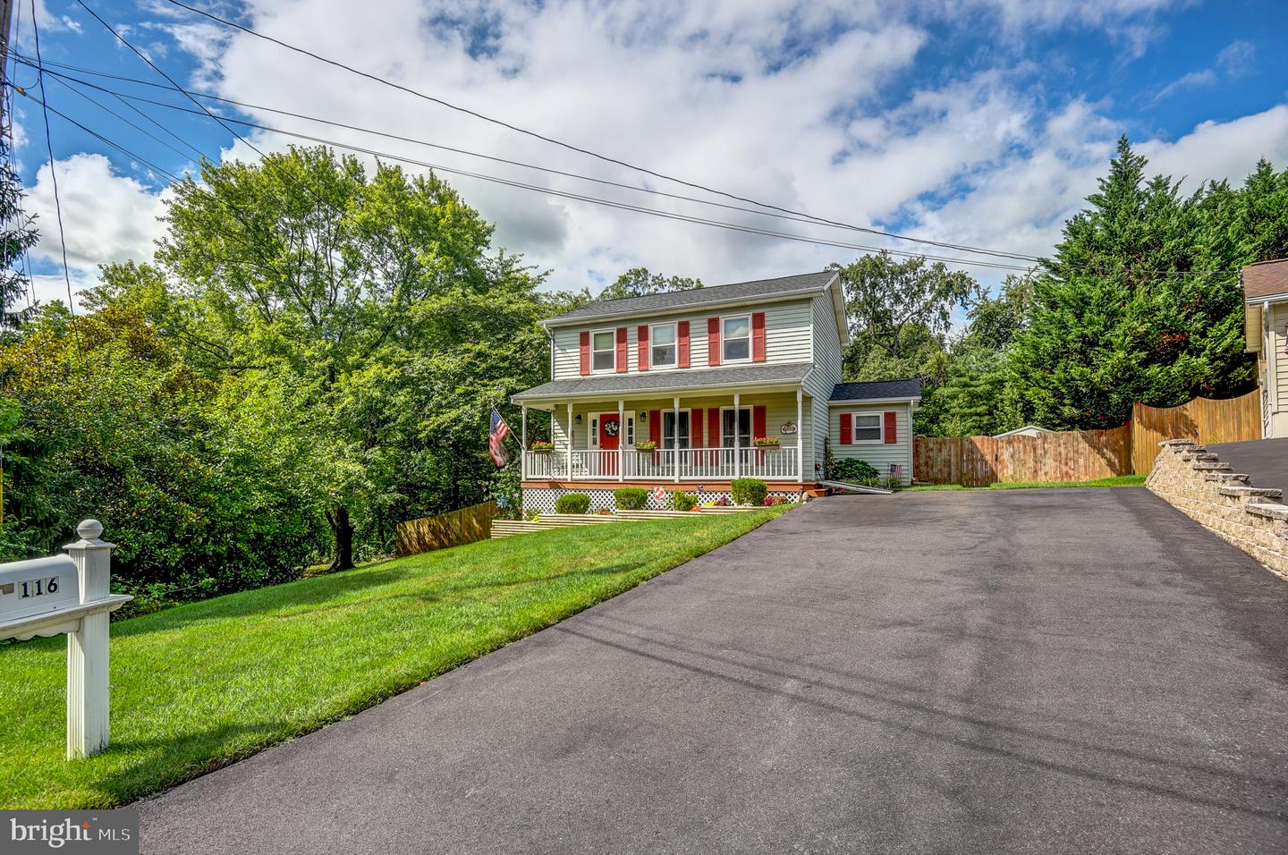 116 Cloverdale Ct — photo