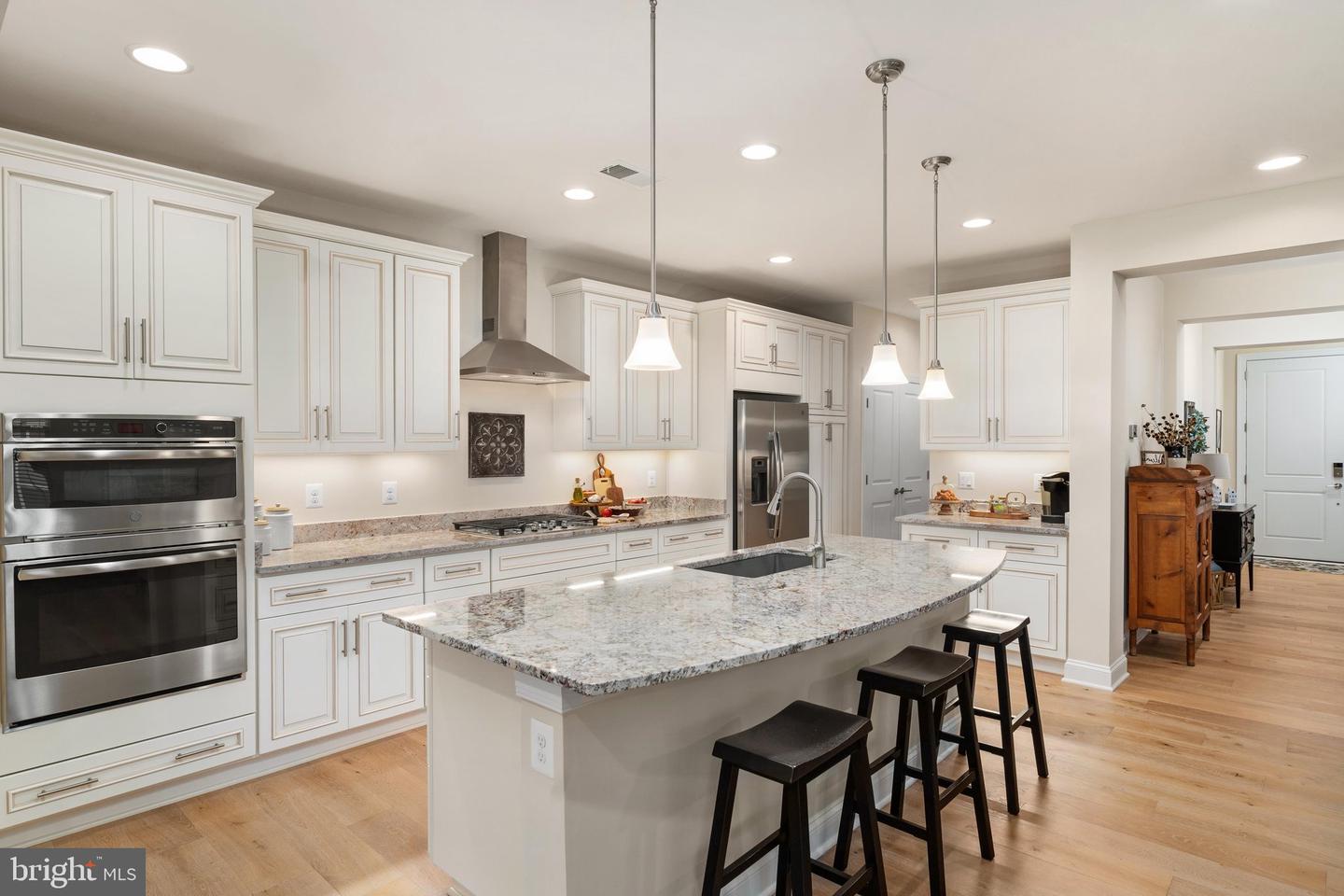 136 Mallard Dr — photo