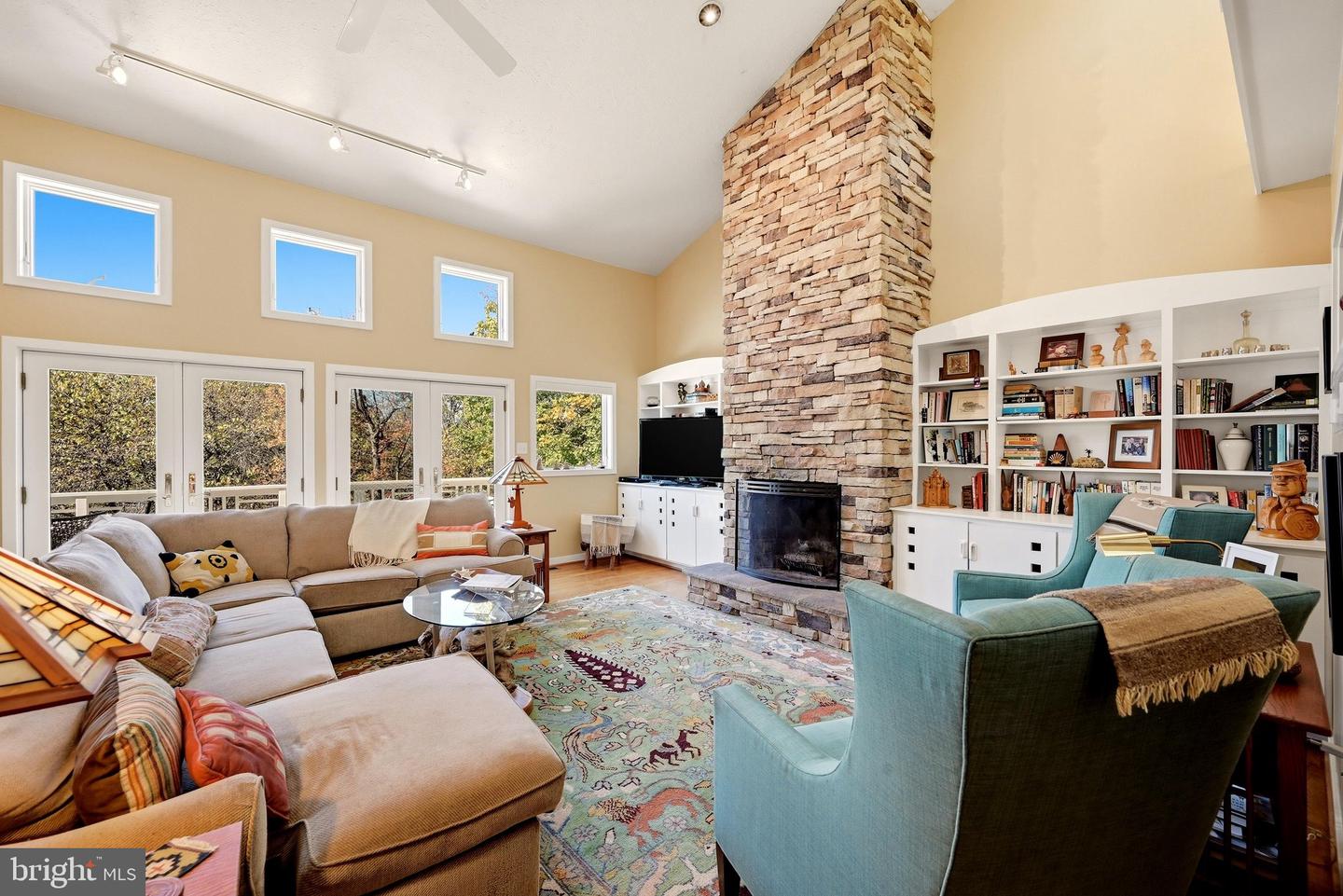 1113 Apple Pie Ridge Rd — photo