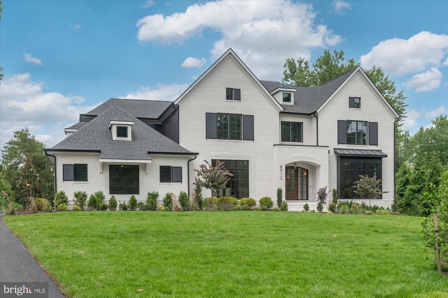 8912 Gallant Green Dr — photo