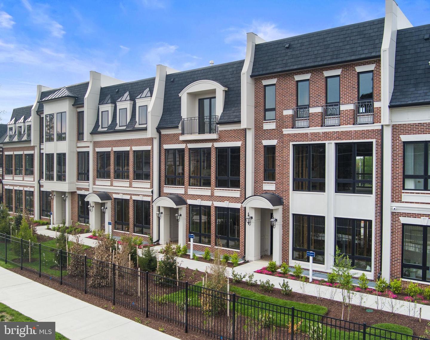1622 Chain Bridge Road, McLean, VA 22101 — photo 2