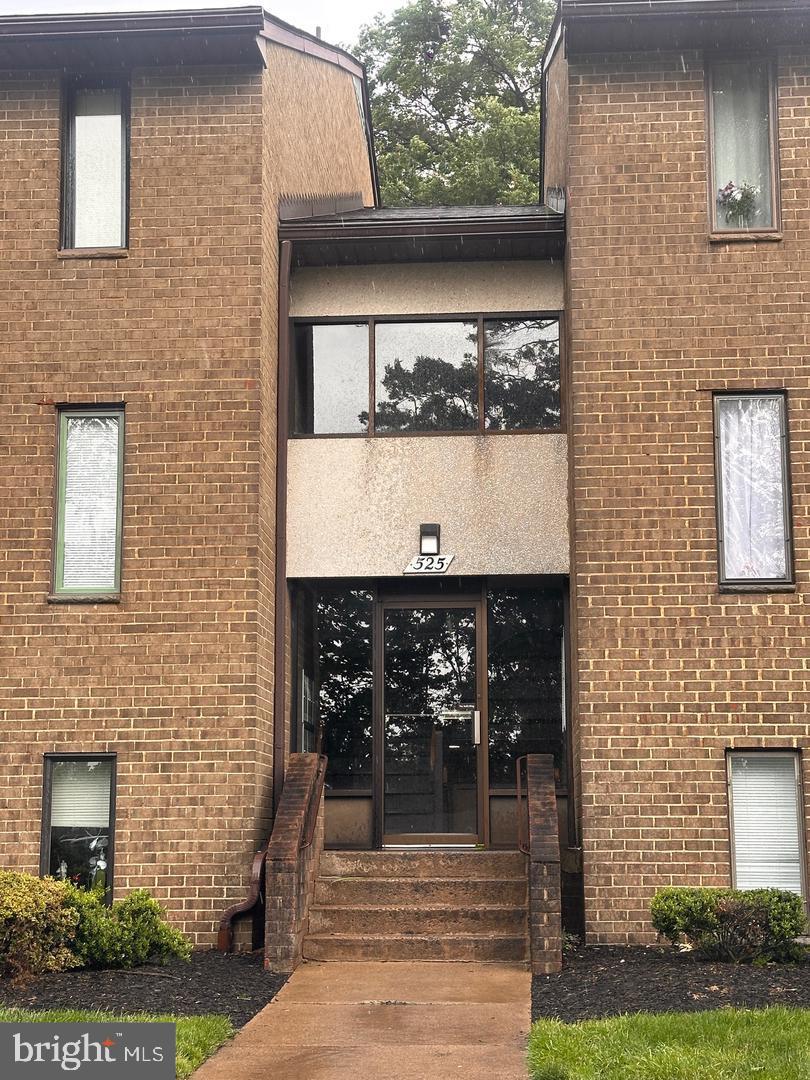 525 Florida Ave #202 — photo