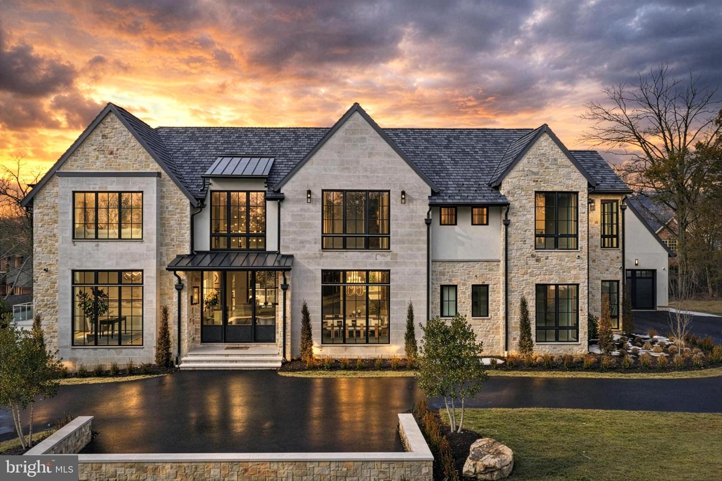 1306 Ballantrae Ct — photo