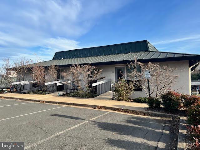 303 Maple Ave W #I — photo