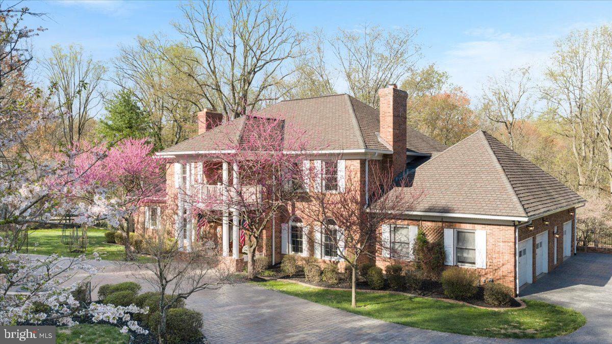 532 Walker Rd — photo