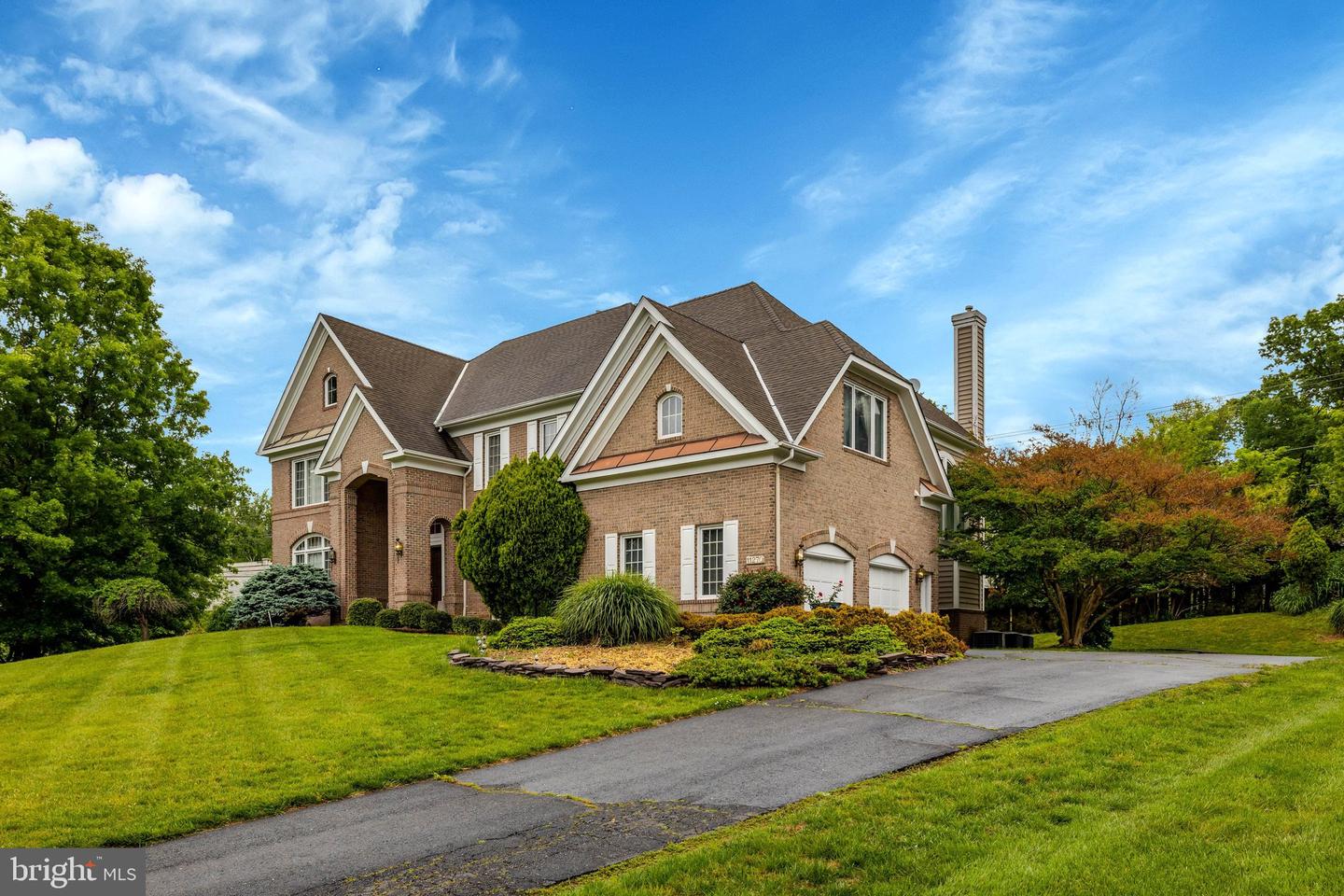 11270 Stones Throw Dr — photo
