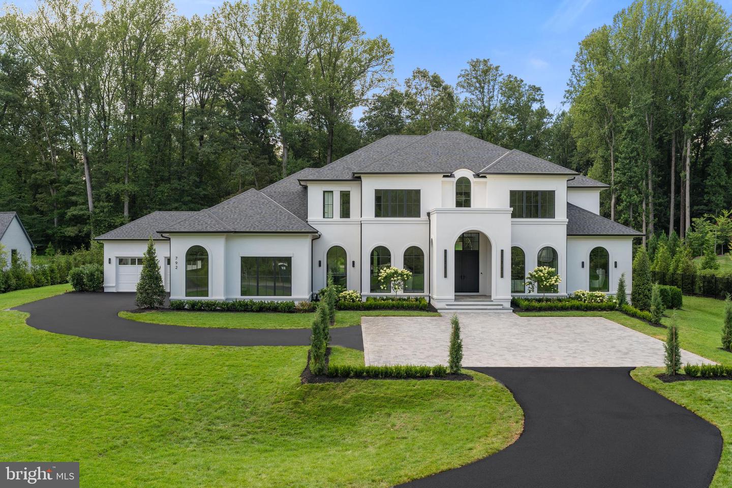 792 Falls Farm Ct — photo